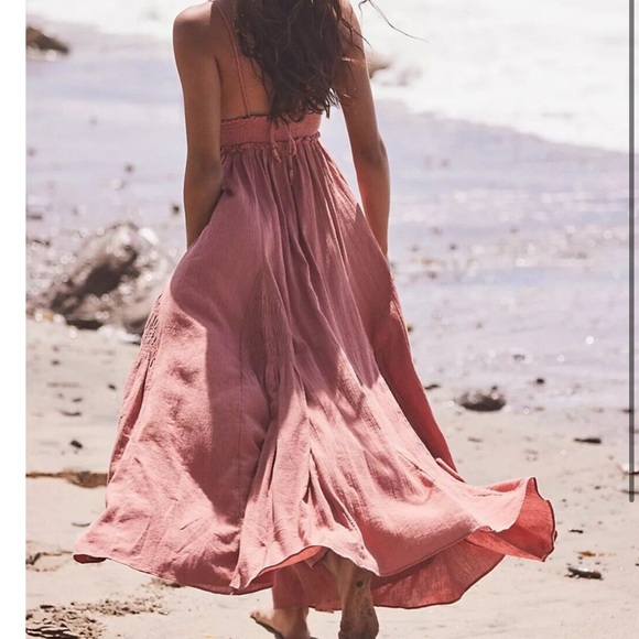 selling free people ‘heat haze’ maxi dress in sage ash - Picture 5 of 9